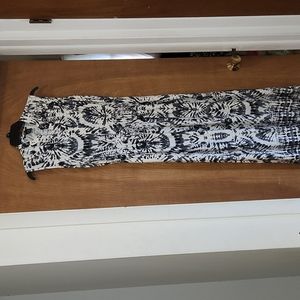 Robert Louis black and white print maxi dress Medium